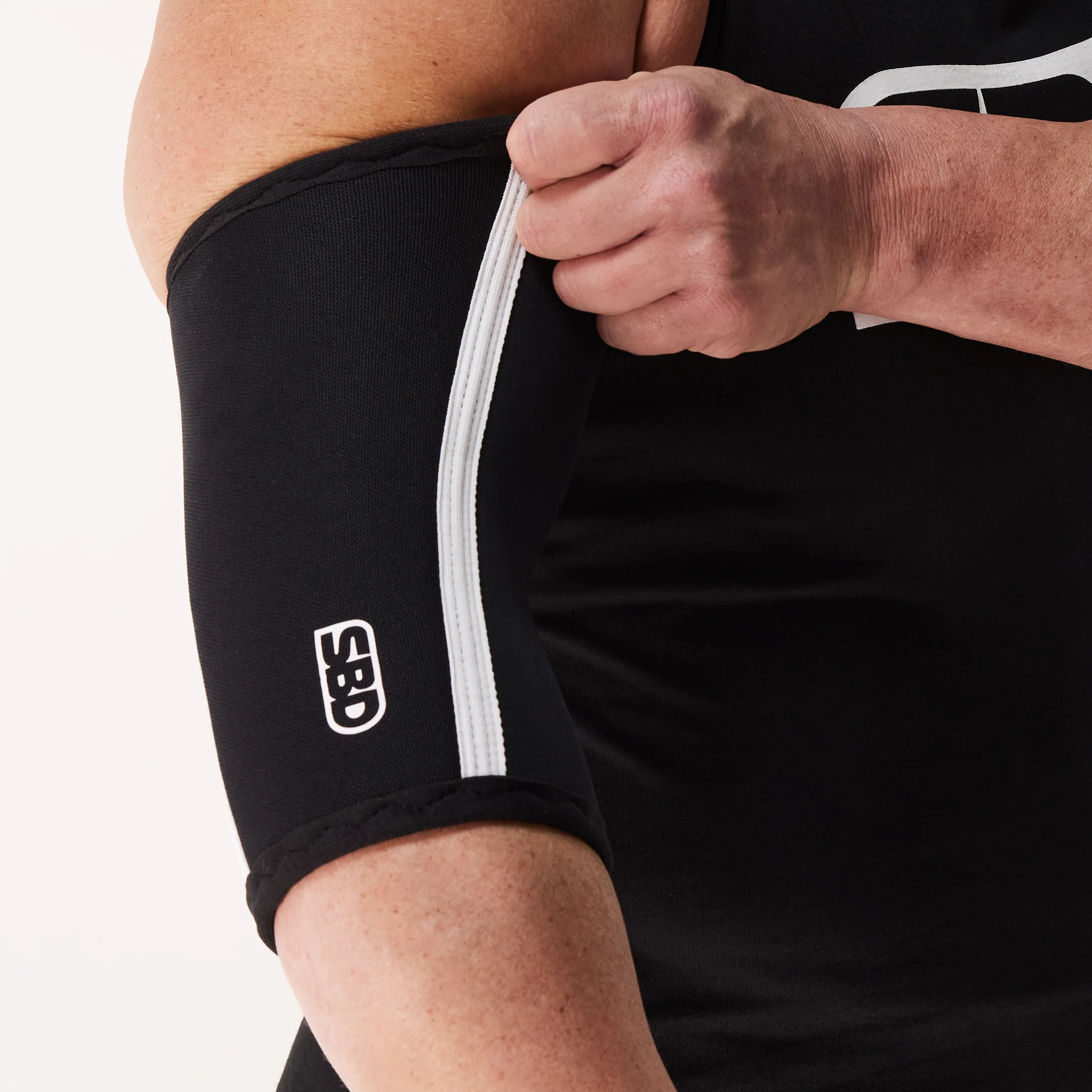 Momentum Elbow Sleeves - Image 3