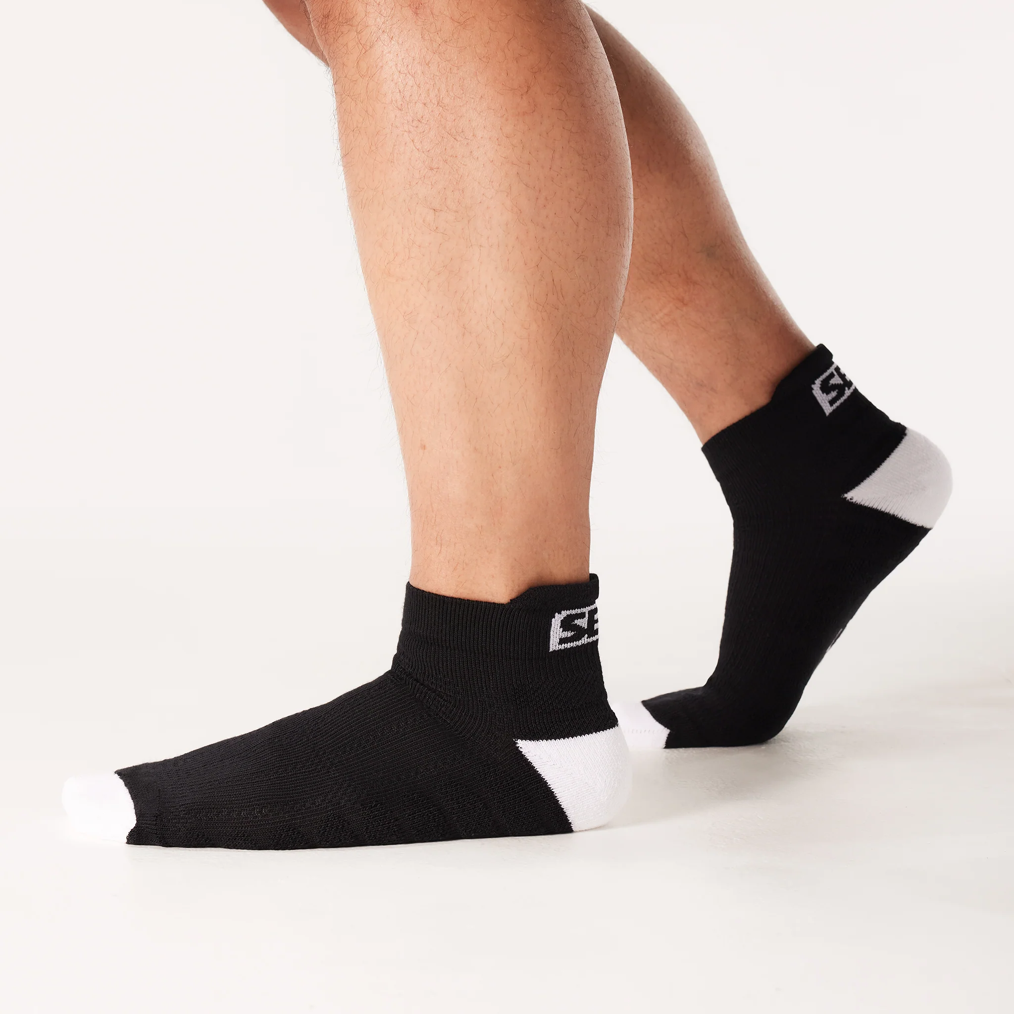 Momentum Trainer Socks - Image 4