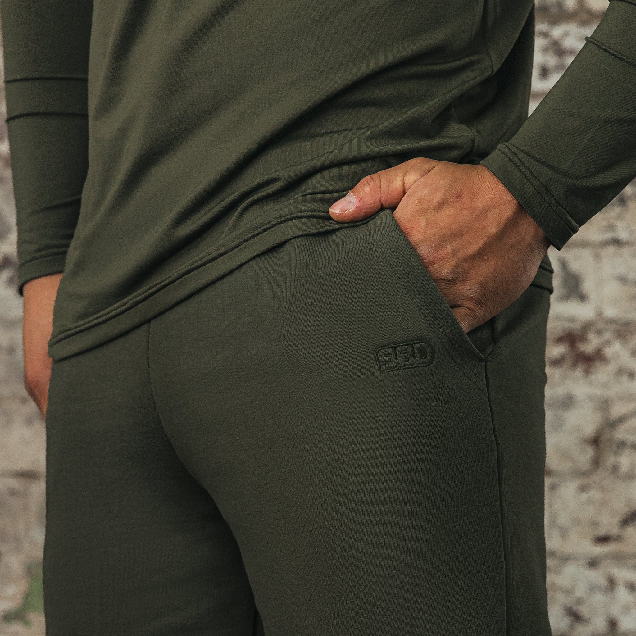 Resolve Joggers - Image 4