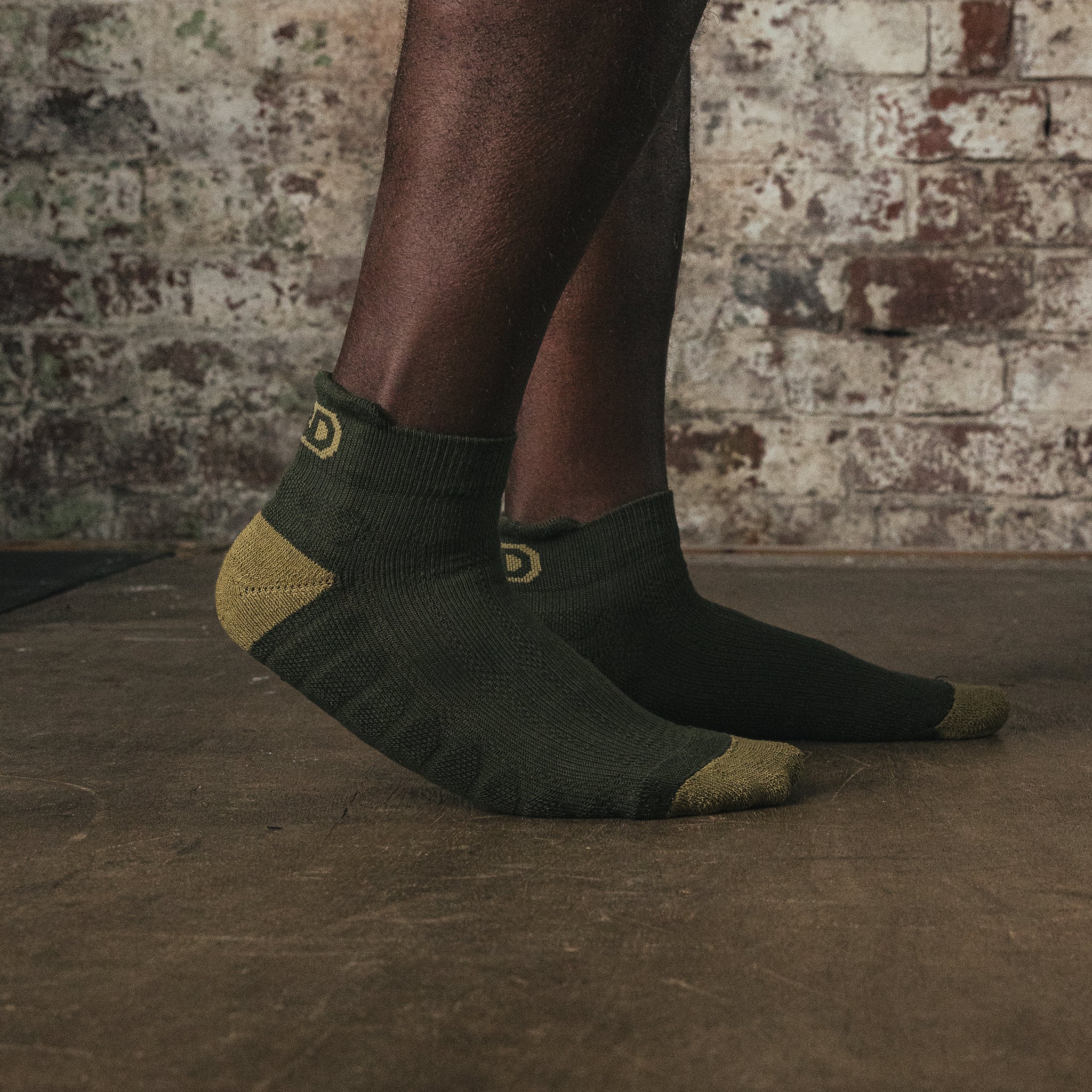Resolve Trainer Socks - Image 2